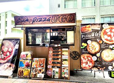 pizza UGO 2号車